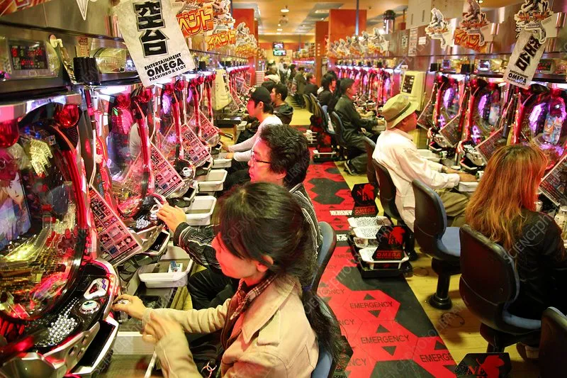 A Landmark Pachinko Venue in a Busy Leisure Area